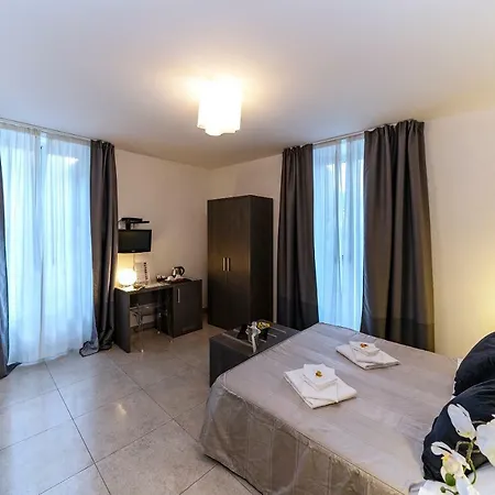 بيت ضيافة Urban Chic House 2.0 لا سبيتسْيا